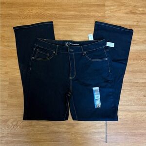 NEW No Boundaries Women's Blue Jeans